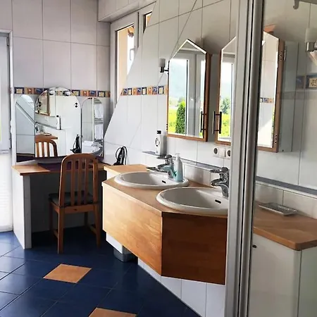 Bellavista, Deutsche Weinstrasse Sud, Germany Apartment